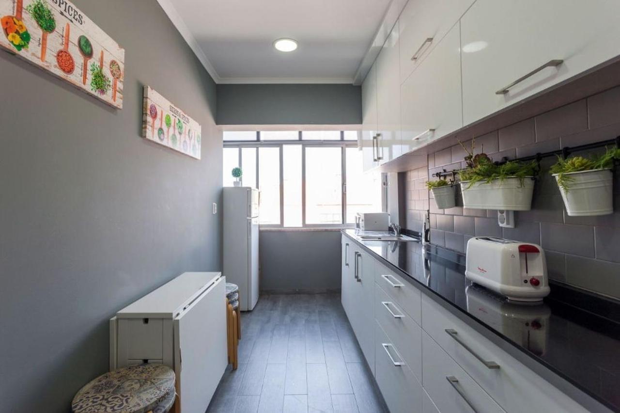 Be Local - Apartment With 2 Bedrooms In Moscavide - Lisbon Luaran gambar