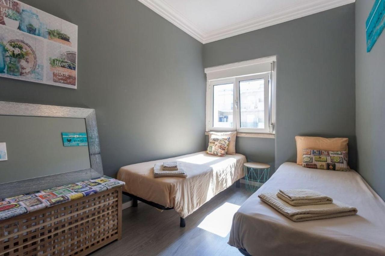 Be Local - Apartment With 2 Bedrooms In Moscavide - Lisbon Luaran gambar