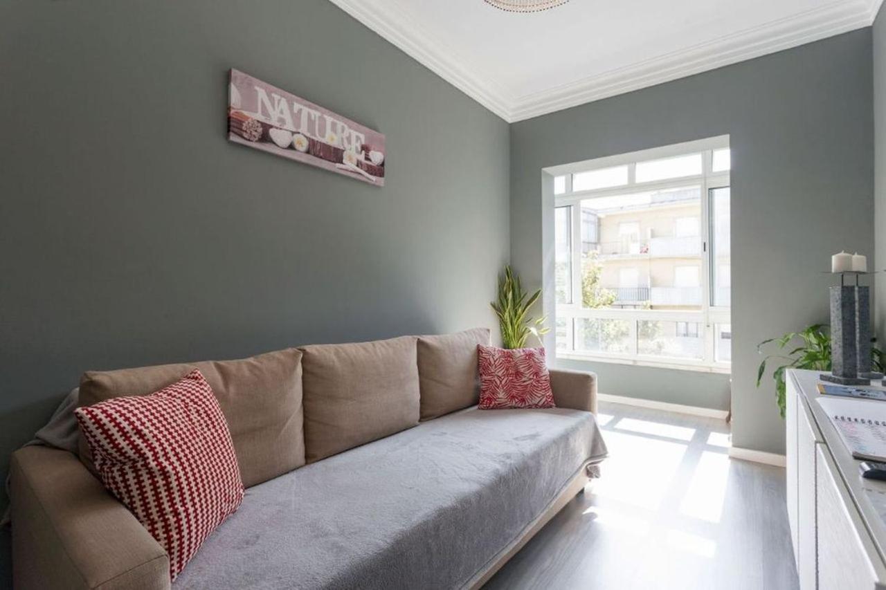 Be Local - Apartment With 2 Bedrooms In Moscavide - Lisbon Luaran gambar
