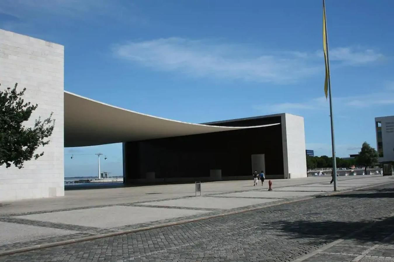 Be Local - Apartment With 2 Bedrooms In Moscavide - Lisbon Luaran gambar
