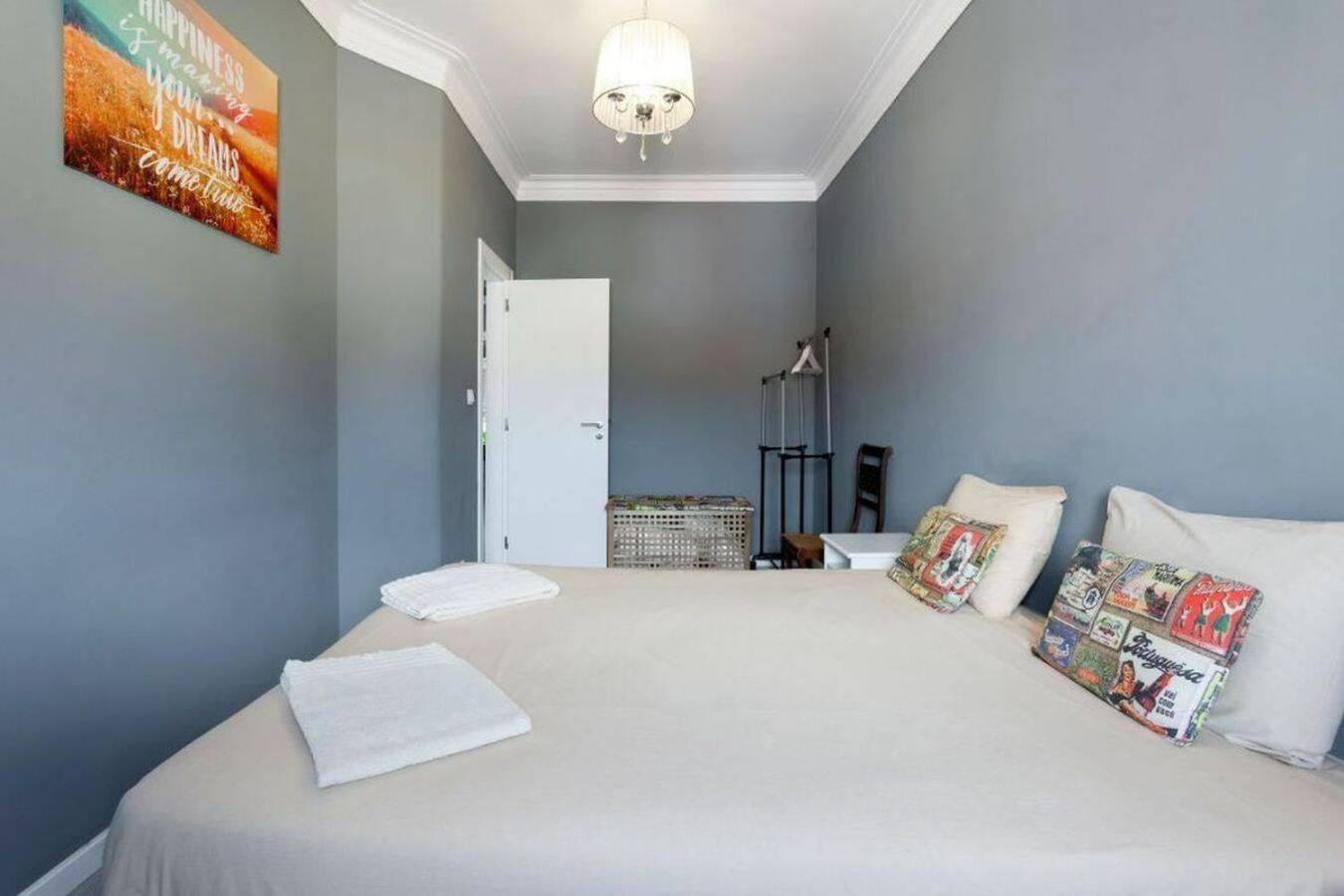 Be Local - Apartment With 2 Bedrooms In Moscavide - Lisbon Luaran gambar